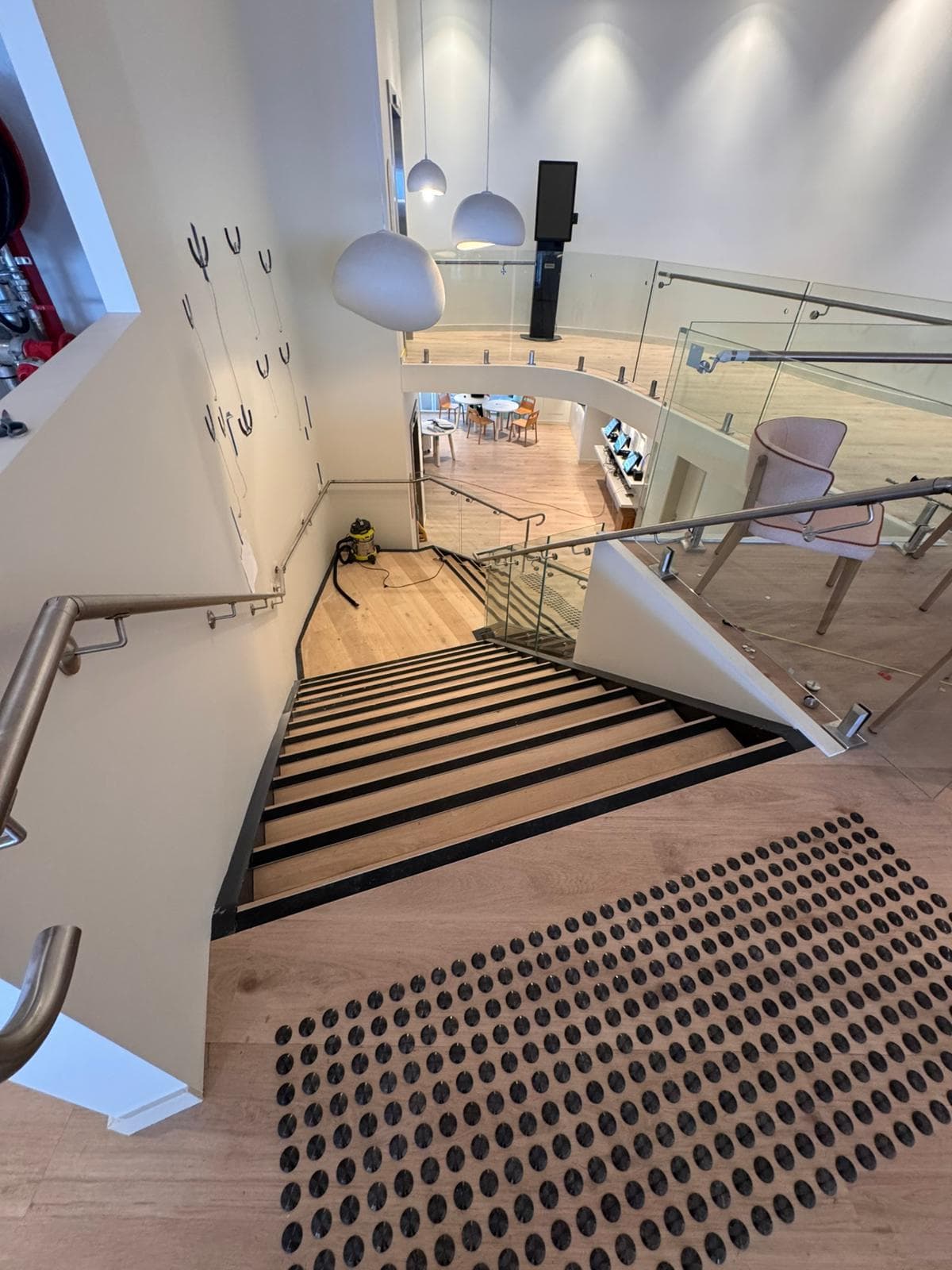 Architectural stainless fabrication (3 of 30)